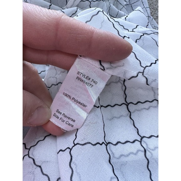 CAbi Small Women Blouse #740 Button Front Roll Tab Long Sleeve Sheer X16 - Picture 5 of 8